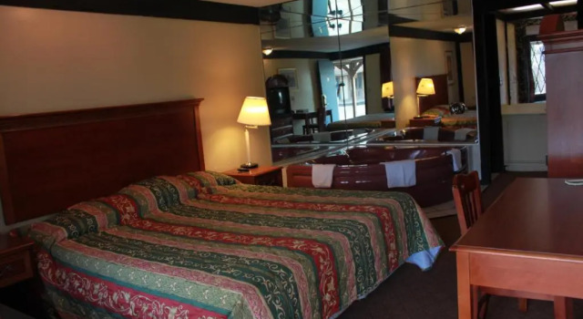 Люкс Exceed Inn Indianapolis Airport South