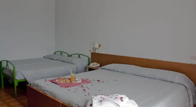 Delberg Palace Hotel, Buchen Sie Hotel Gamberale 