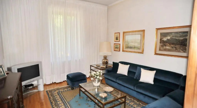 Casa Luisa, Buchen Sie Hotel Cassano Valcuvia Lombardei