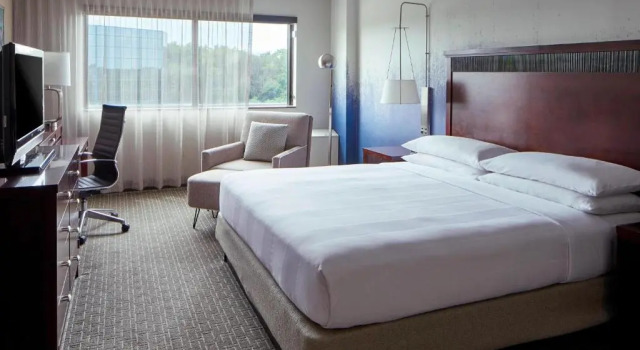 Номер Standard Minneapolis Marriott West