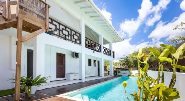 Вилла Villa Milonga - beautiful villa with pool near the beach
