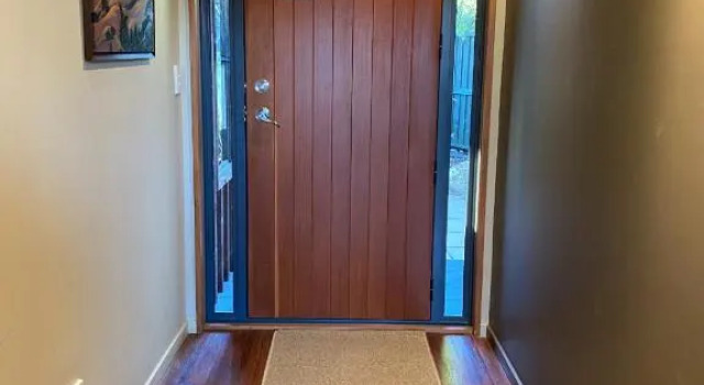 10 Tarndale Place