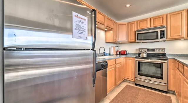 Апартаменты Kihei Oceanside Escape w/ Balcony - Steps to Beach