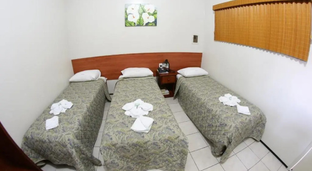 Трёхместный номер Standard Hotel Poyares