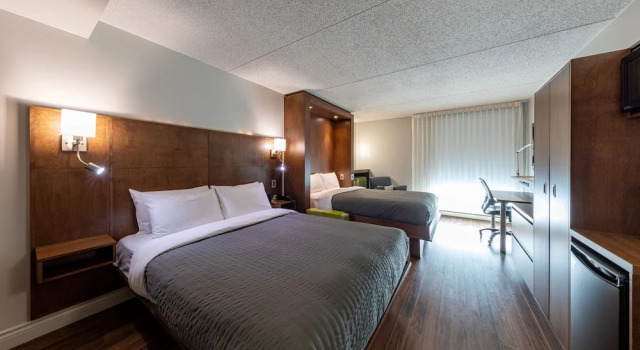 Номер Standard Hôtel & Suites Normandin Québec