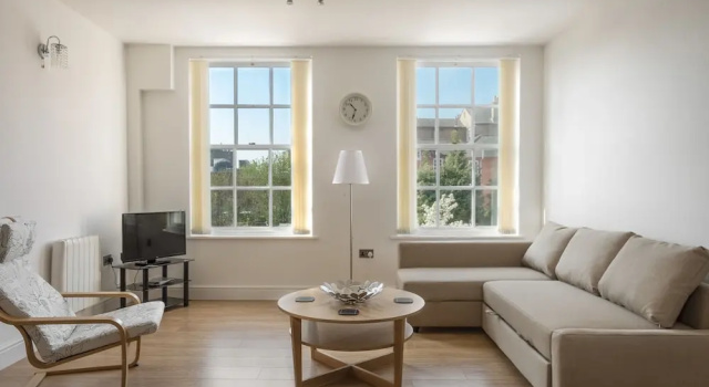 Апартаменты с 2 комнатами Luxurious 2 Bed Apartment in Central Bedford