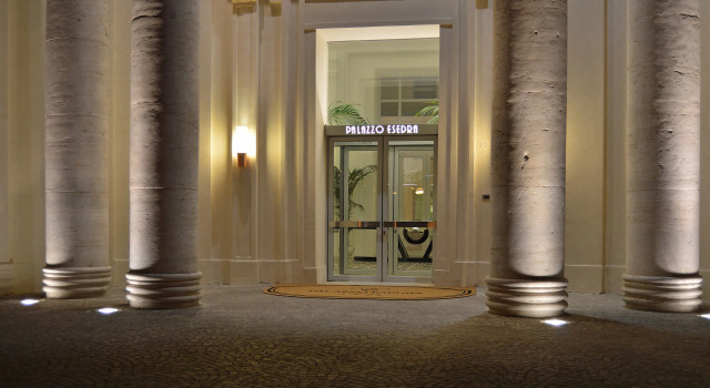 Palazzo Esedra, Забронировать Отель Фьера-Фуоригротта Неаполь