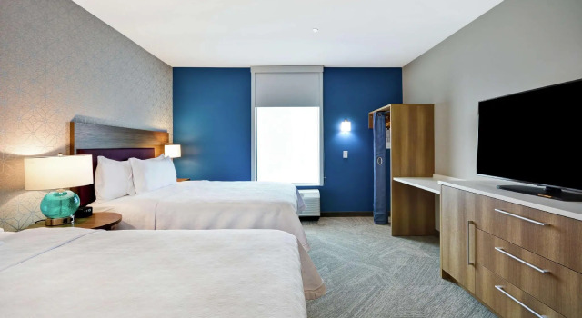 Четырёхместный люкс Home2 Suites Plano Legacy West