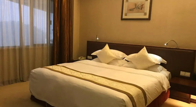 Люкс Zhongshan International Hotel