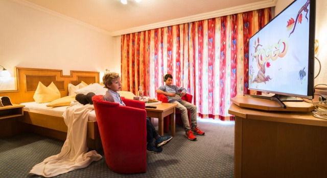 Семейный номер Standard с балконом Hallers Posthotel