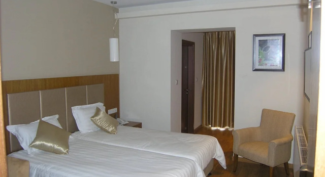 Семейный номер Standard с балконом Livadia Hotel Kyperounta
