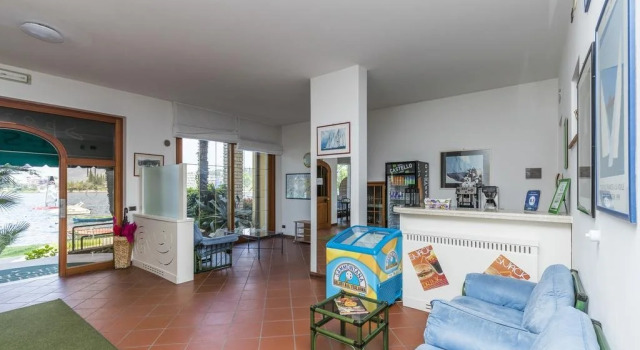Residence Sporting, Prenota Hotel Hotel a Veneto con piscina, Piscina