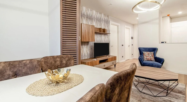 Elegant Flat Close to Malls in Sariyer, Boek Appartement Sariyer 