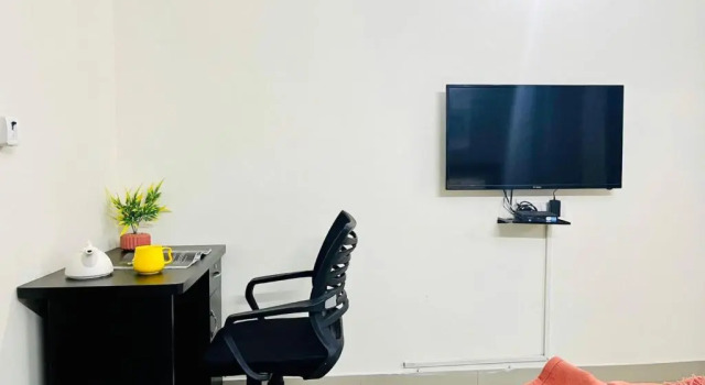BluO 1BHK Jaipur - Terrace Garden, Lift, Parking, Забронировать Отель Отели штата Раджастхана с парковкой, Парковка