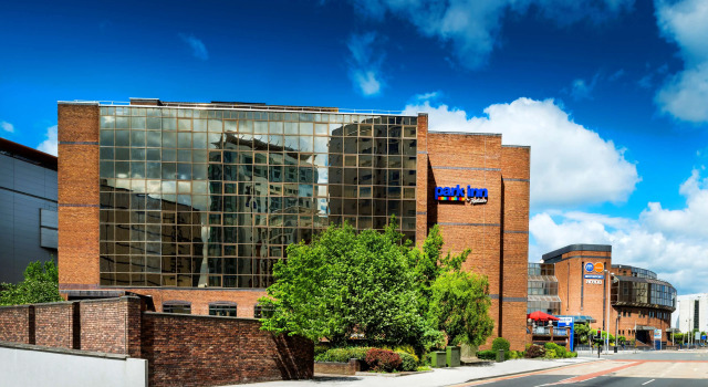Park Inn by Radisson Cardiff City Centre, Забронировать Отель Отели Кардиффа 3 звезды, рядом с Торговый центр "Кэпитол", 3*