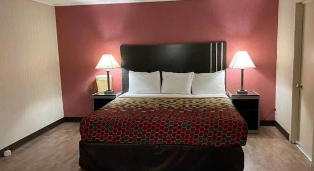 Номер Standard Economy Inn