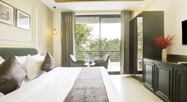 Номер Superior Saltstayz Premier - Galleria Market Road & Sector 27