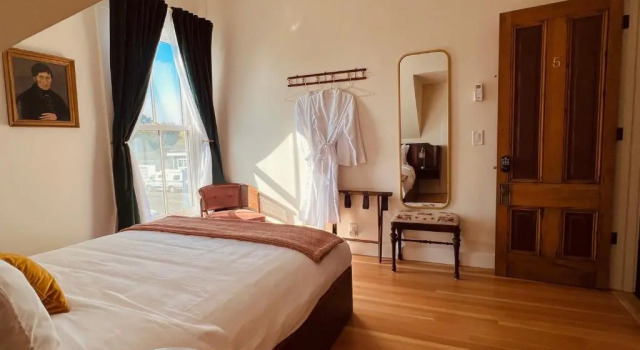 Номер Deluxe Nicholson House Inn