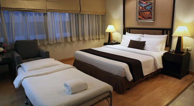 Трёхместный номер Standard The Key Bangkok Hotel