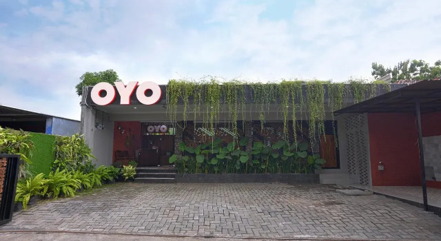 Royal Gejayan Homestay By OYO Rooms