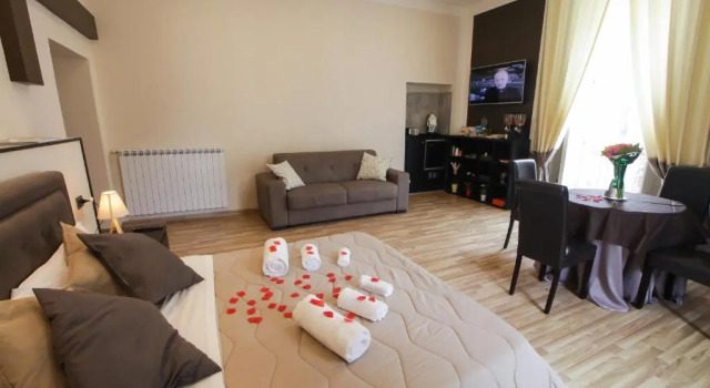Семейный номер Deluxe REGGIA & DINTORNI ROOMS A CASERTA