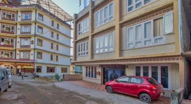 Hotel O Park Inn, Book Hotel Hotels in Sikkim with Parking, Parking