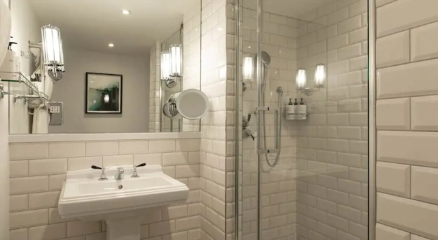 Двухместный номер Stocked Minibar Premium InterContinental Edinburgh The George by IHG