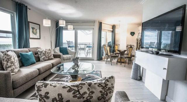 Enjoy Sunsets at Fully Equipped Condo at the Beach, Забронировать Апартаменты/квартира Апартаменты Grand Cayman, Апартаменты/квартира