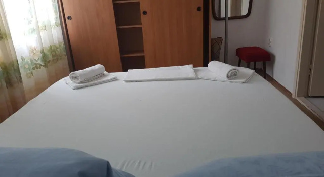Apartment Mir, Prenota Appartamento Hotel a Isole Quarnerine con parcheggio, Parcheggio