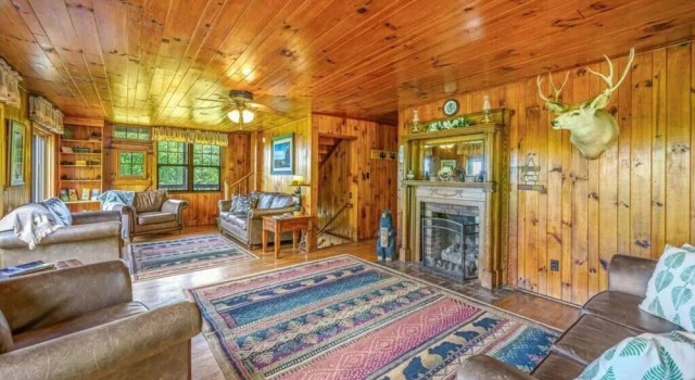 Little Greenbriar Lodge 13 Bedroom Cabin by RedAwning, Boek Vakantiehuis Wears Valley Great Smoky Mountains National Park