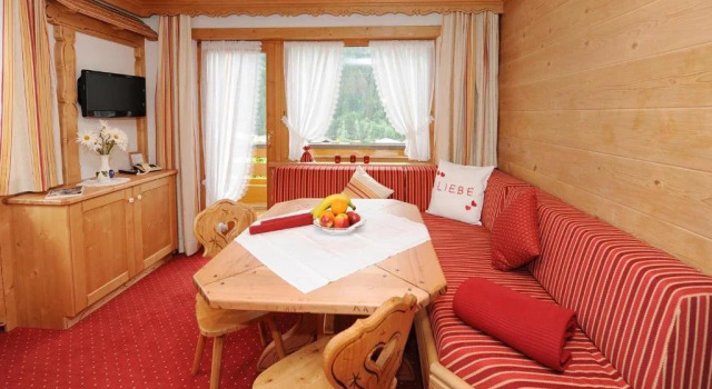 Appartements Christophorus, Book Apartment Hotels in Vorarlberg with Parking, Parking