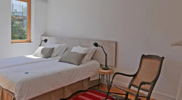 Cozy Lisbon Graça, Забронировать Апартаменты/квартира Отели Лиссабона с бассейном, рядом с Национальный военный музей, Бассейн