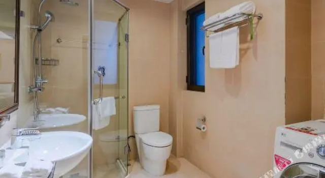 Семейный люкс с 2 комнатами Chengdu Sovereign Hotel