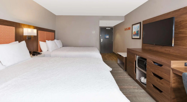 Четырёхместный номер Standard Hampton Inn Princeton