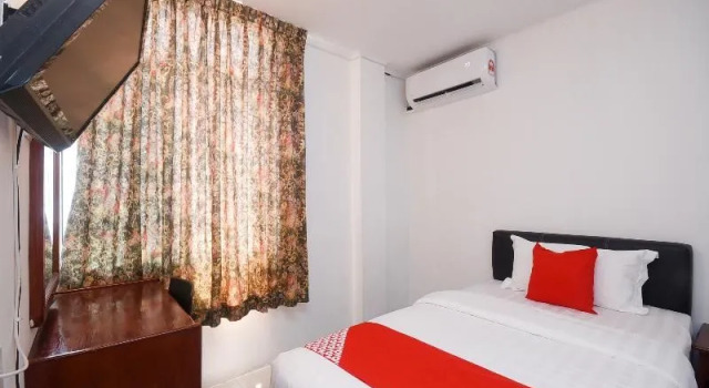 Oyo 989 Ostay Inn, Rezerwuj Hotel Miri Sarawak