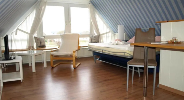 Студия с видом на море Boddenhus Apartment