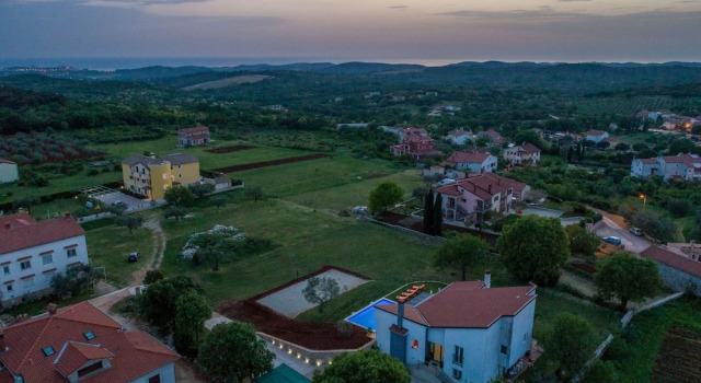 Wonderful, Modern Villa With Pool, Whirlpool and Garden, Near Rovinj, Забронировать Вилла Отели Ровиньско села с бассейном, Бассейн