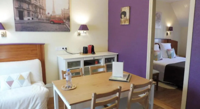 Семейный люкс Logis Auberge De Launay