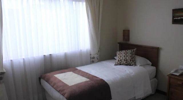 Номер Standard Hotel Plaza Pinto