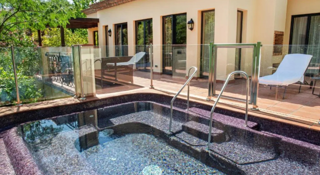 Вилла Terre Blanche Hotel Spa Golf Resort