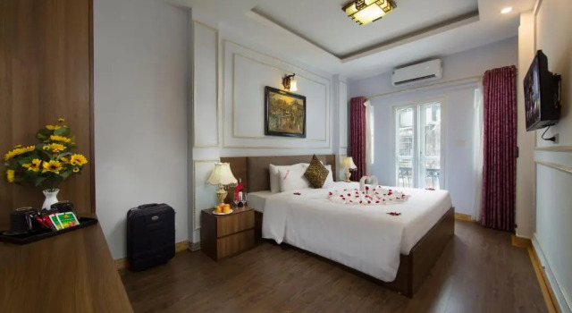 Полулюкс Hanoi City Gate Hotel