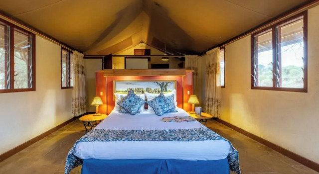 Двухместный номер Standard с балконом и с видом на сад Sentrim Amboseli Lodge