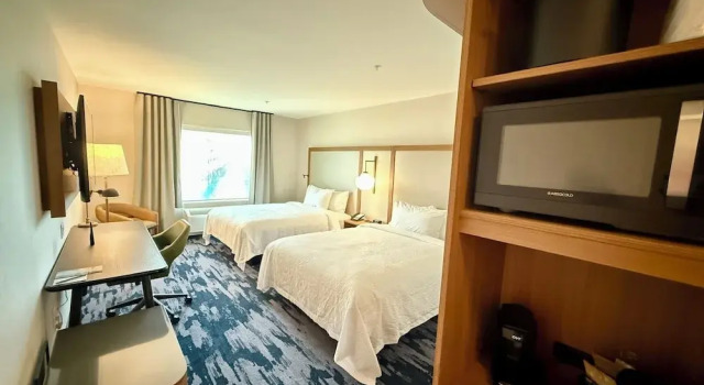Fairfield Inn & Suites Portland Newberg, Varaa Hotelli Newberg Willamette Valley