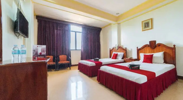 Двухместный номер Standard RedDoorz @ Kilometer 1 Roxas City
