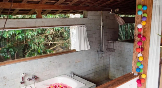 Вилла Villa Madah - Secluded & Romantic Retreat 1BR Near Umalas with Private Pool & View