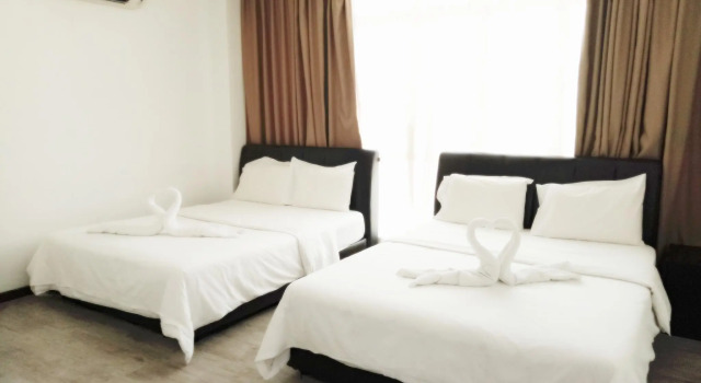 Sandy Hotel