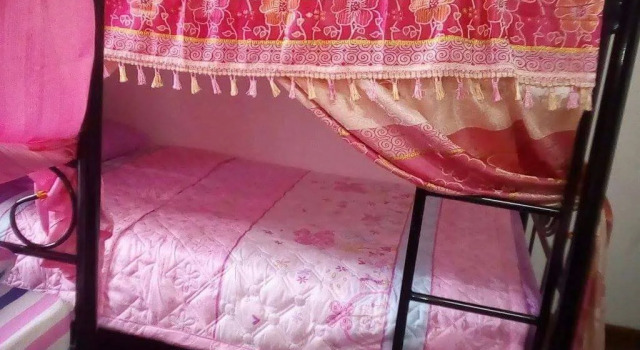 New Royal Hostel, Забронировать Хостел Отели Бангкока с парковкой, рядом с Sukumvit Hospital, Парковка