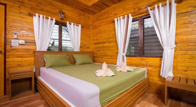 Sasi Resort, Rezervovat Lázně / Resort Hotely v Central Thailand se snídaní, Snídaně