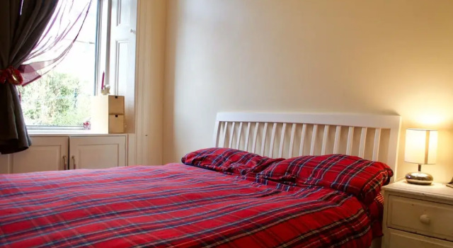 Garden Home Near City Centre With Parking, Sleeps 5, Prenota Appartamento Hotel a Midlothian con parcheggio, Parcheggio