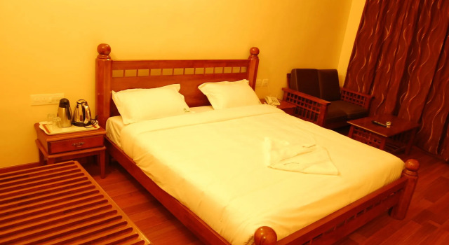 Raahat Inn Kodaikanal, Забронировать Отель Отели штата Тамилнада с завтраком, Завтраки